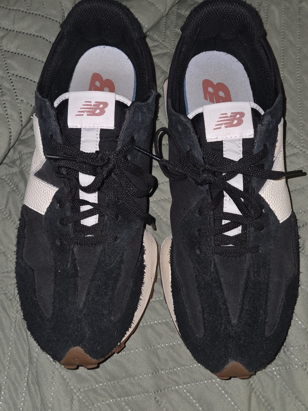 New Balance Women's 327 Size 11 - Picture 4 of 7